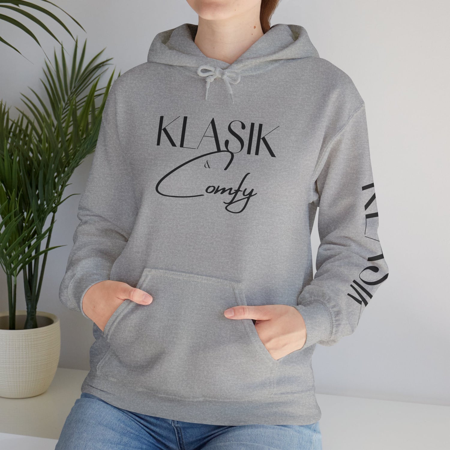 Klasik & Comfy - Hooded Sweatshirt